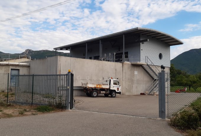 Photo de la station de traitement des eaux de la commune de Serres.